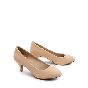 Dream Pairs Comfy Round Tor Low Heel Pumps - Nude/Nubuck - sz 9.5 - New in Box